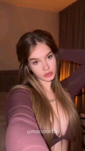 video gadis jepang pamer hasil karya tugas viral